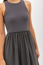 WREN CONTRAST MIDI DRESS WREN CONTRAST MIDI DRESS