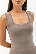 RAYLEE KNIT SCALLOP SQUARE NECK TANK TOP