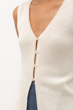 NAURA BUTTONDOWN KNIT SLEEVELESS TOP