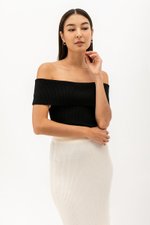 LUCIA KNITTED SKIRT WITH SLIT LUCIA KNITTED SKIRT WITH SLIT