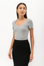 LUCIA KNITTED SKIRT WITH SLIT LUCIA KNITTED SKIRT WITH SLIT