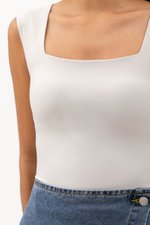PERLA BUTTERY SOFT PADDED TEE PERLA BUTTERY SOFT PADDED TEE