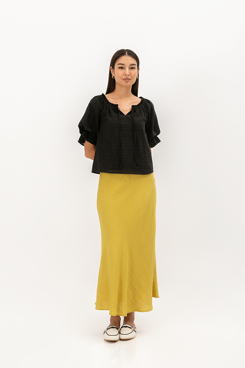 ALVA PUFF SLEEVE TIE-NECK TOP