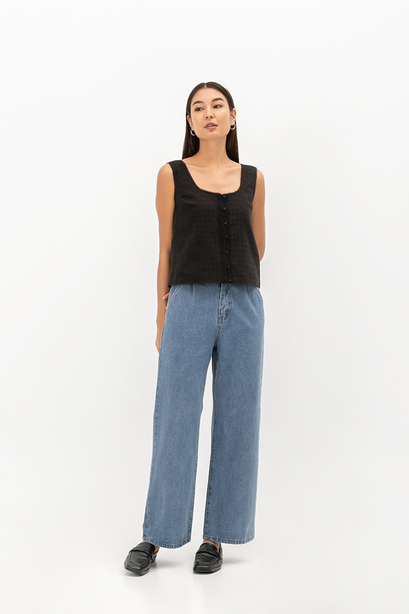 JODY COTTON EYELET TOP