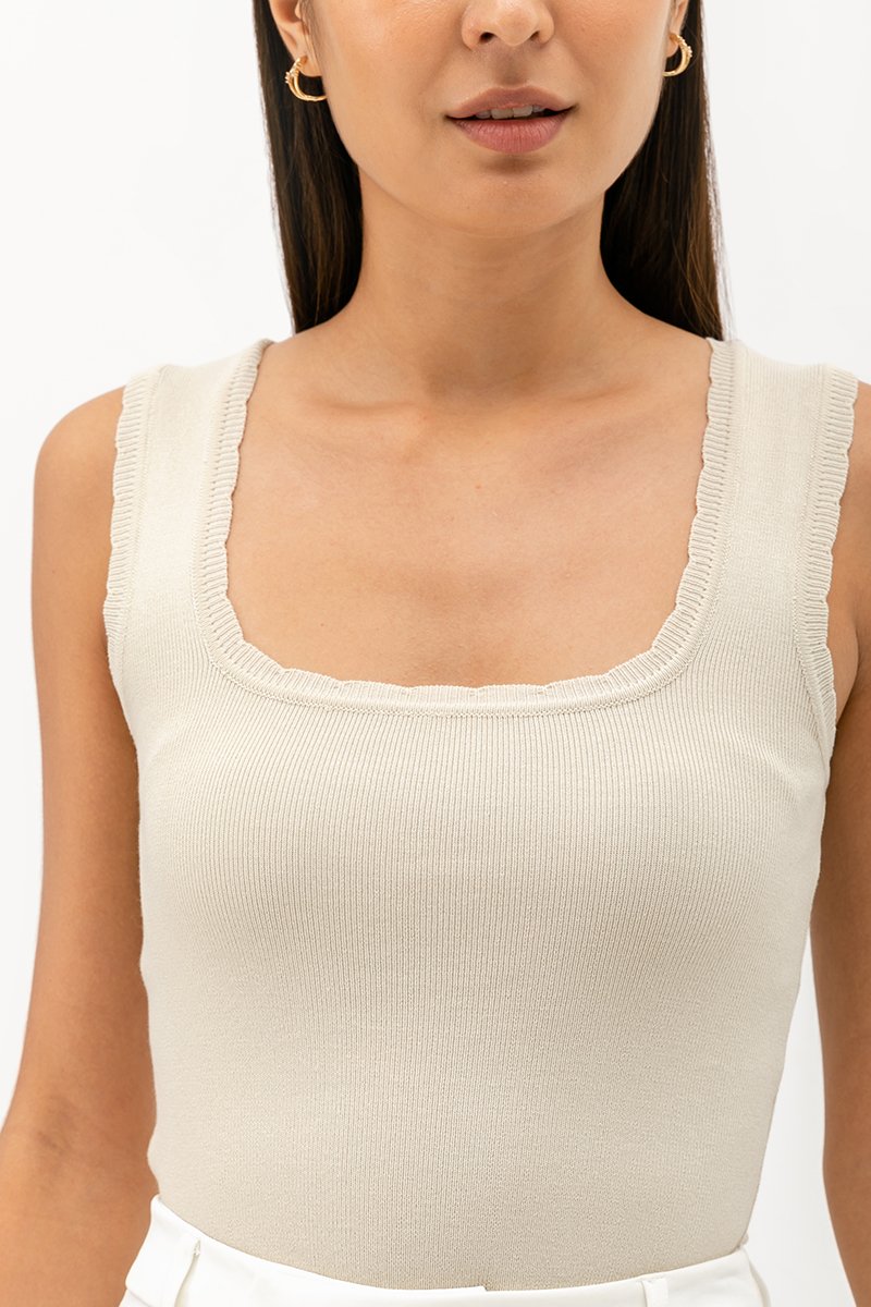 RAYLEE KNIT SCALLOP SQUARE NECK TANK TOP
