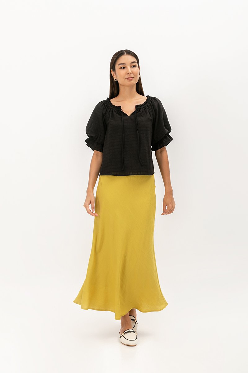 ALVA PUFF SLEEVE TIE-NECK TOP