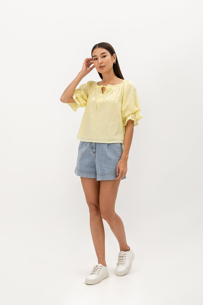 ALVA PUFF SLEEVE TIE-NECK TOP