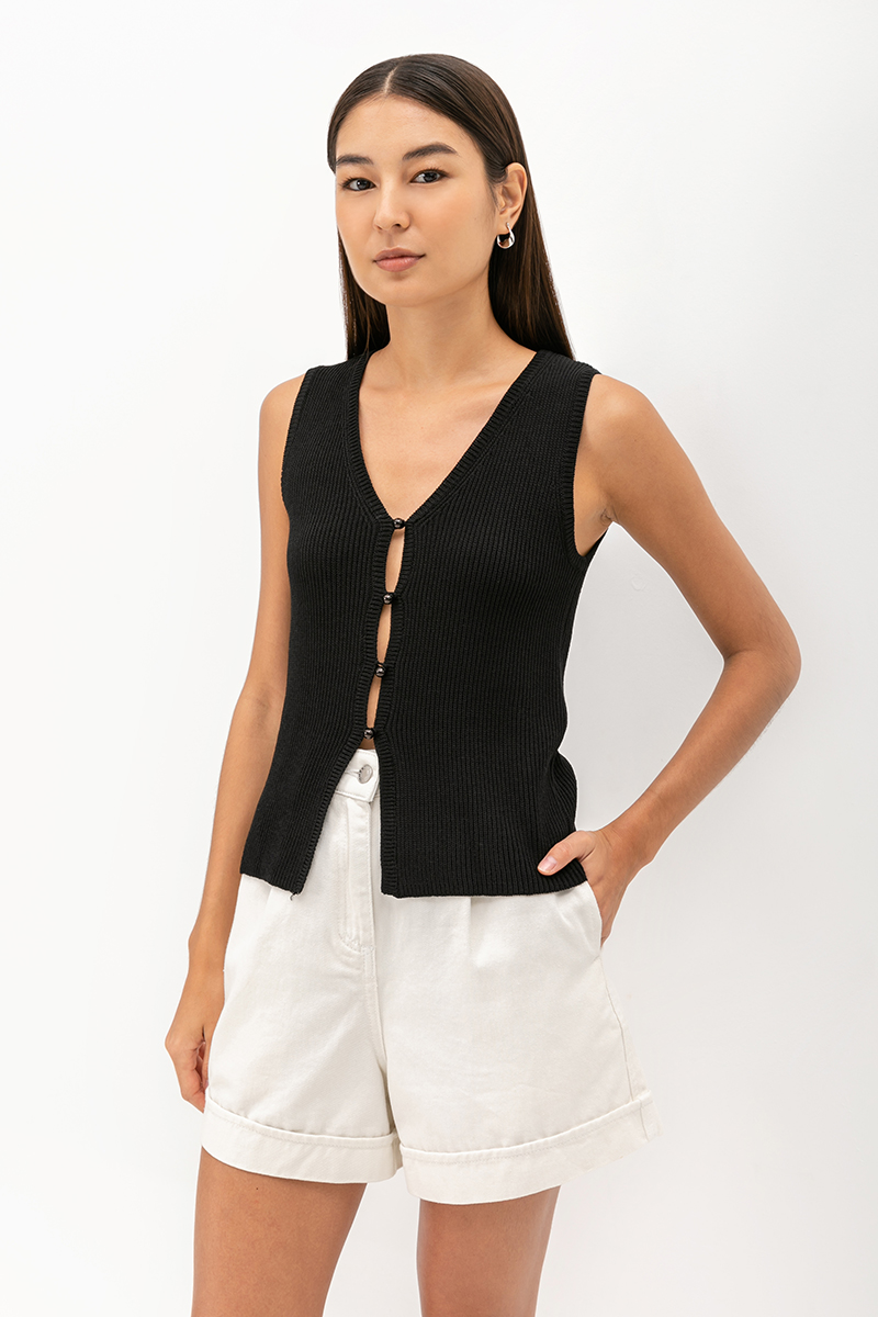 NAURA BUTTONDOWN KNIT SLEEVELESS TOP