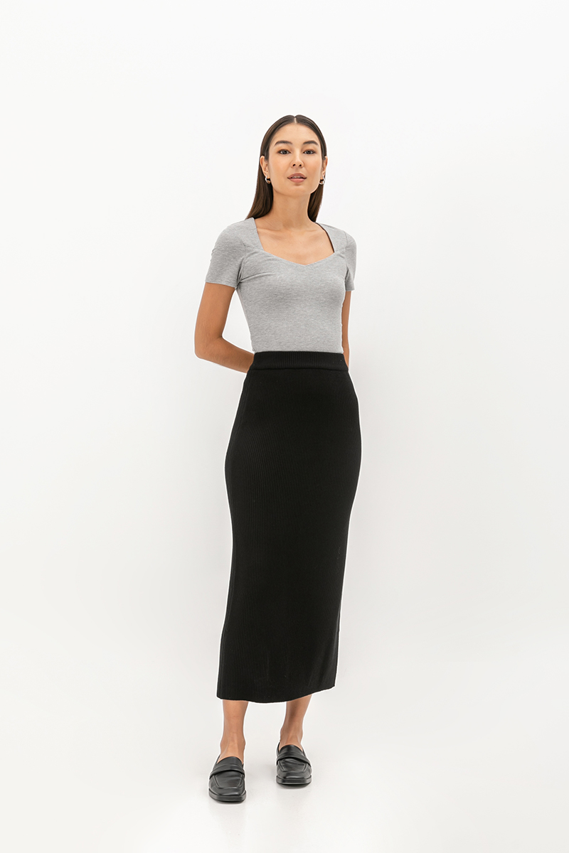 LUCIA KNITTED SKIRT WITH SLIT