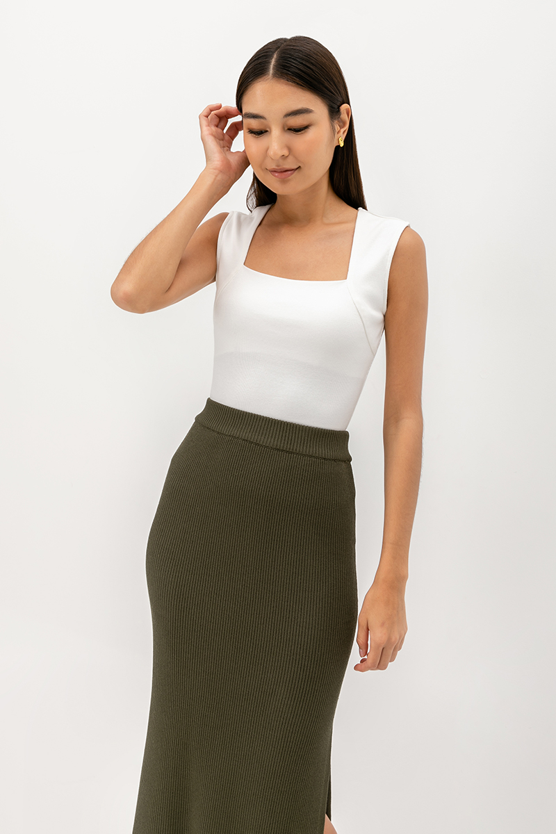 LUCIA KNITTED SKIRT WITH SLIT