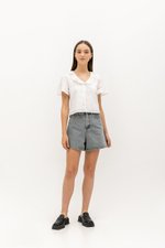 SHYE RUFFLE COLLAR EYELET TOP SHYE RUFFLE COLLAR EYELET TOP