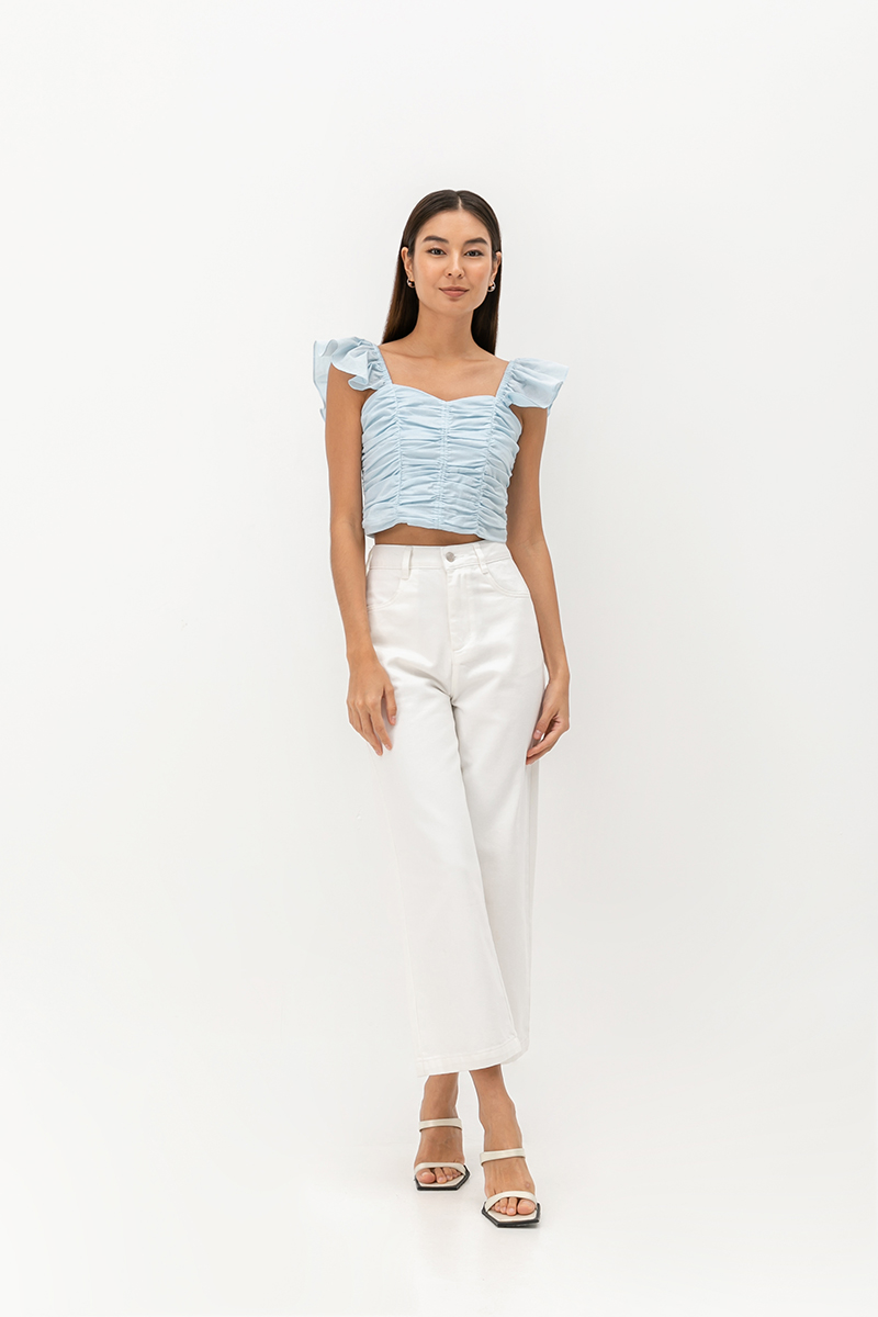 TESSA FLUTTER SLEEVE CROP TOP