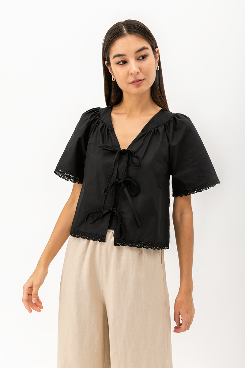 SANNY TIE FRONT LACE HEM TOP