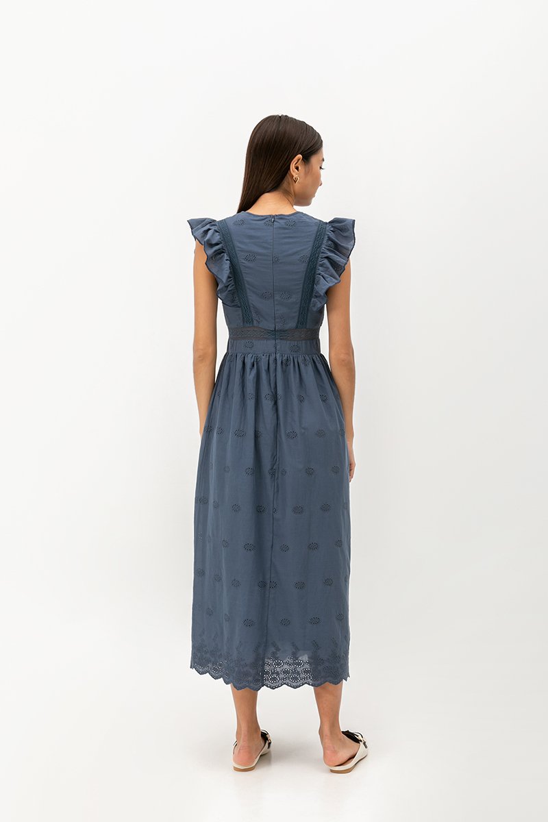 ERINN EYELET FLUTTER SLEEVE MAXI DRESS ERINN EYELET FLUTTER SLEEVE MAXI DRESS