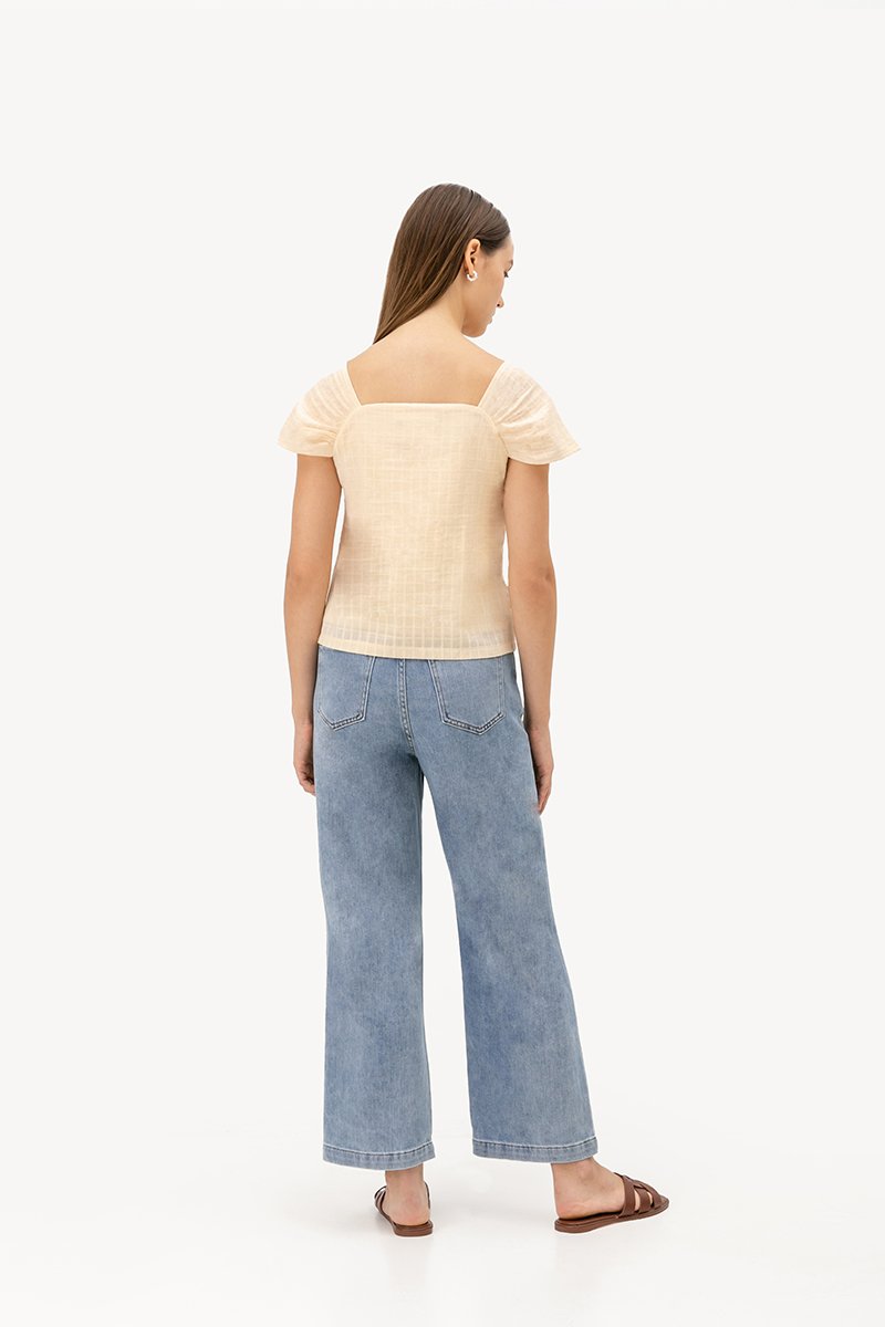 NICOLA BUTTONDOWN TOP