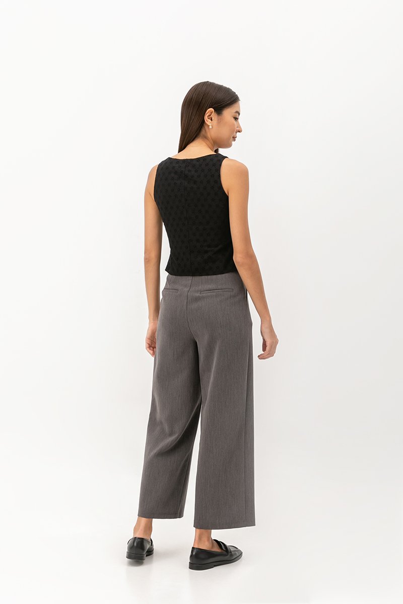 DORALYNN EYELET TOP
