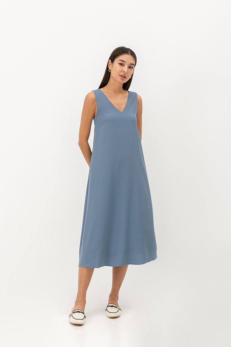 CAROL V BACK SLEEVELESS MAXI DRESS