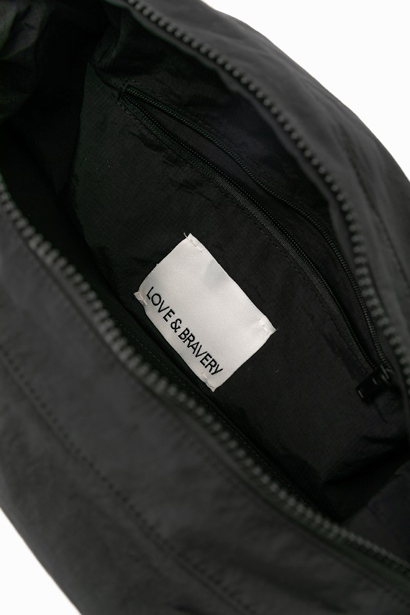 SANDER MULTI-WAY SCRUNCHIE BAG