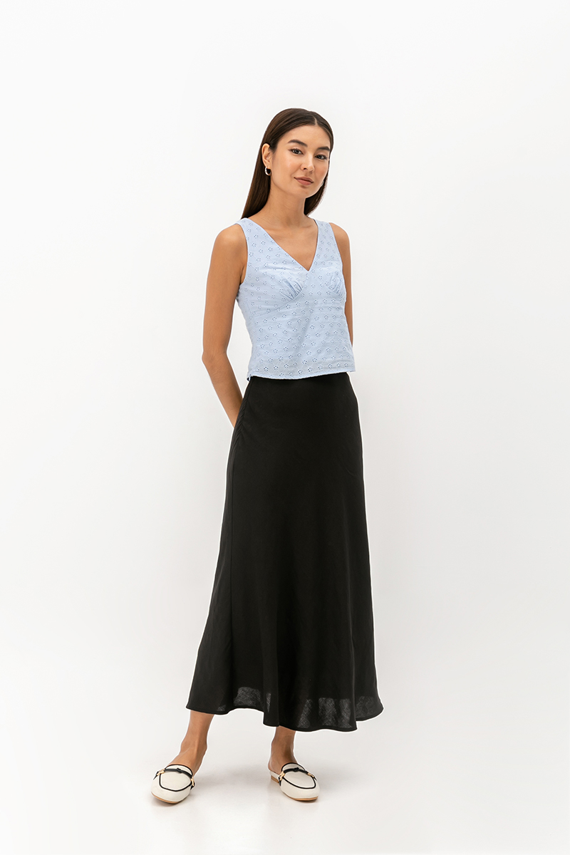 DORALYNN EYELET TOP