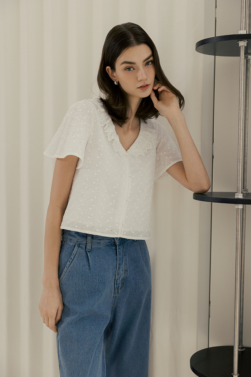 SHYE RUFFLE COLLAR EYELET TOP