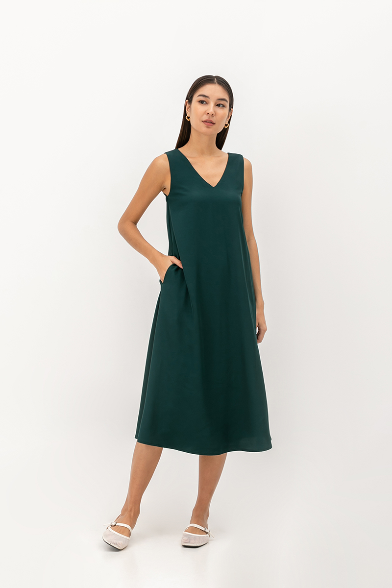 CAROL V BACK SLEEVELESS MAXI DRESS