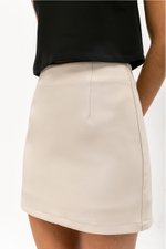 SULYNN SKORTS SULYNN SKORTS