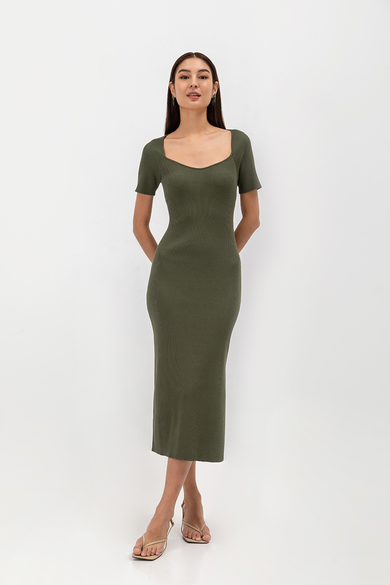 KAIRO SWEETHEART NECKLINE KNIT MIDI DRESS