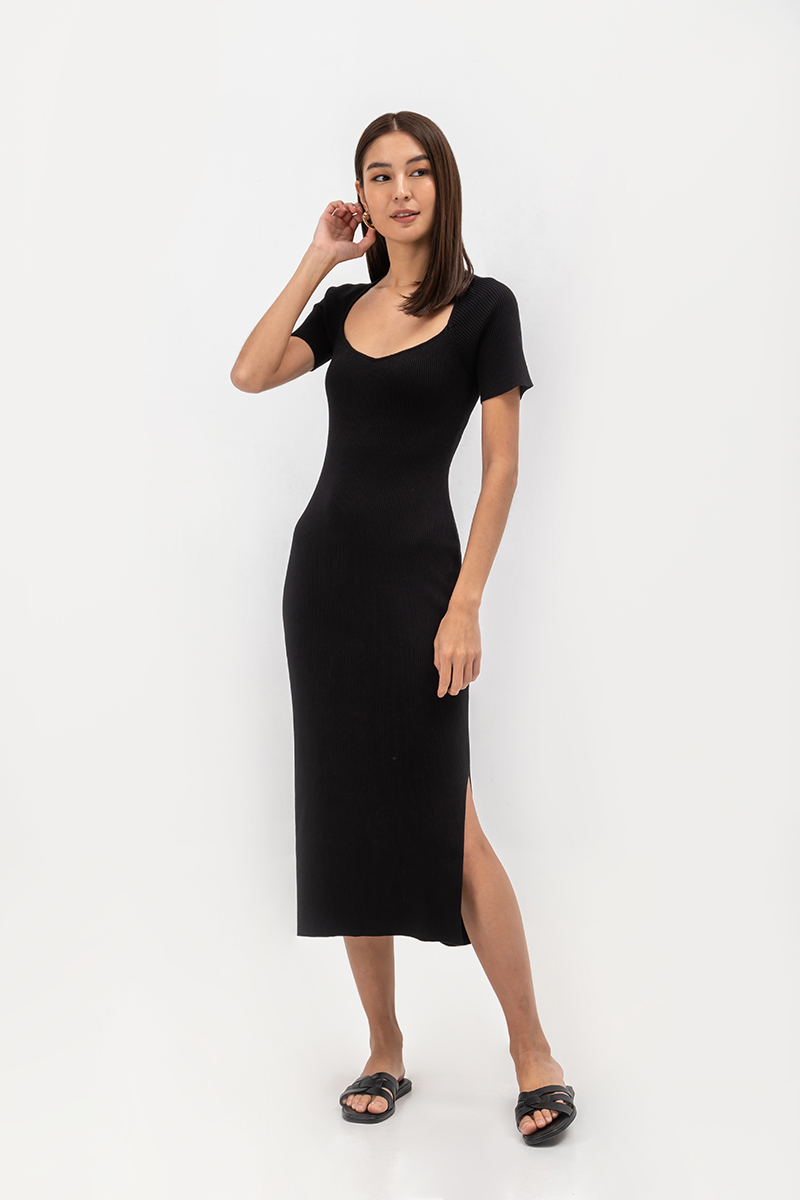 KAIRO SWEETHEART NECKLINE KNIT MIDI DRESS