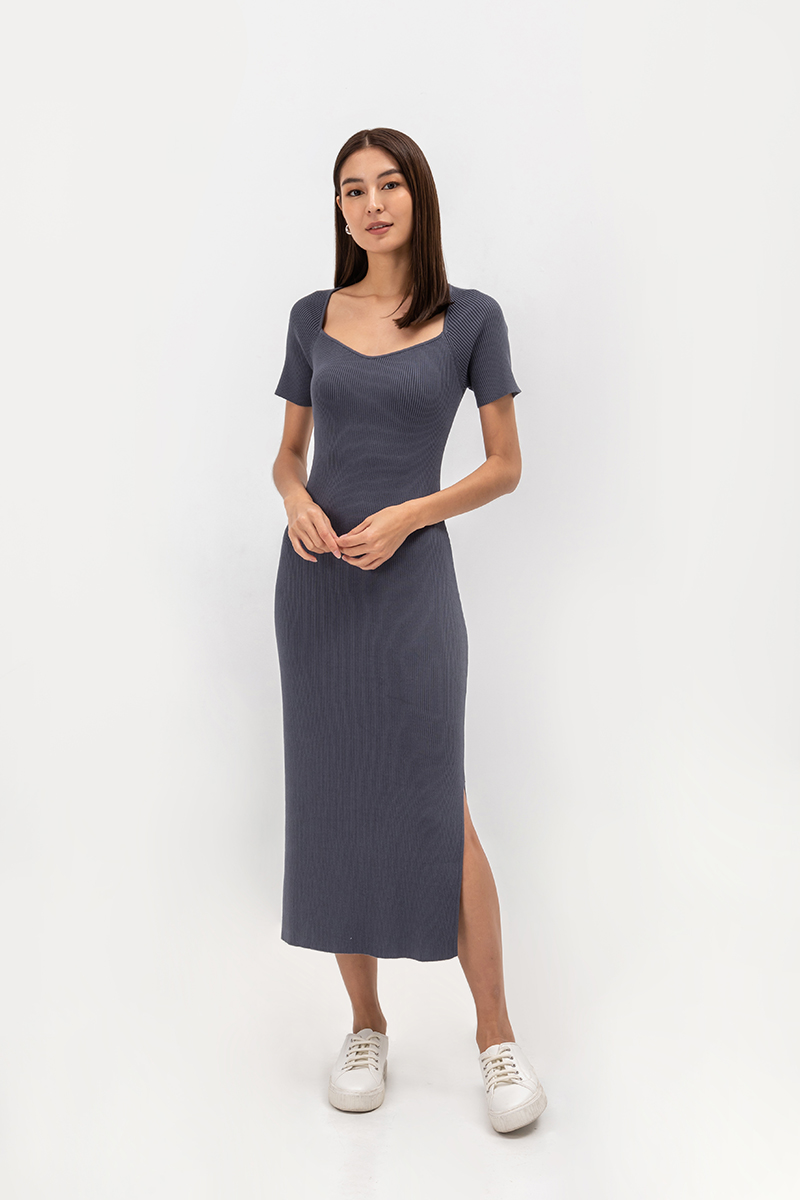 KAIRO SWEETHEART NECKLINE KNIT MIDI DRESS