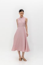 SADIE TEXTURED FIT AND FLARE CHEONGSAM DRESS SADIE TEXTURED FIT AND FLARE CHEONGSAM DRESS