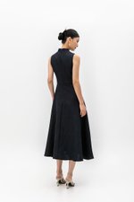 SADIE TEXTURED FIT AND FLARE CHEONGSAM DRESS SADIE TEXTURED FIT AND FLARE CHEONGSAM DRESS