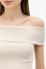 JANE OFF SHOULDER KNIT TOP