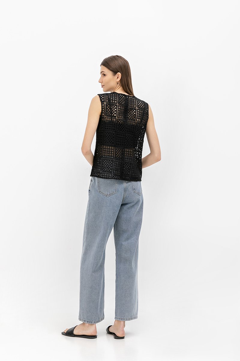 ISLA LACE TOP