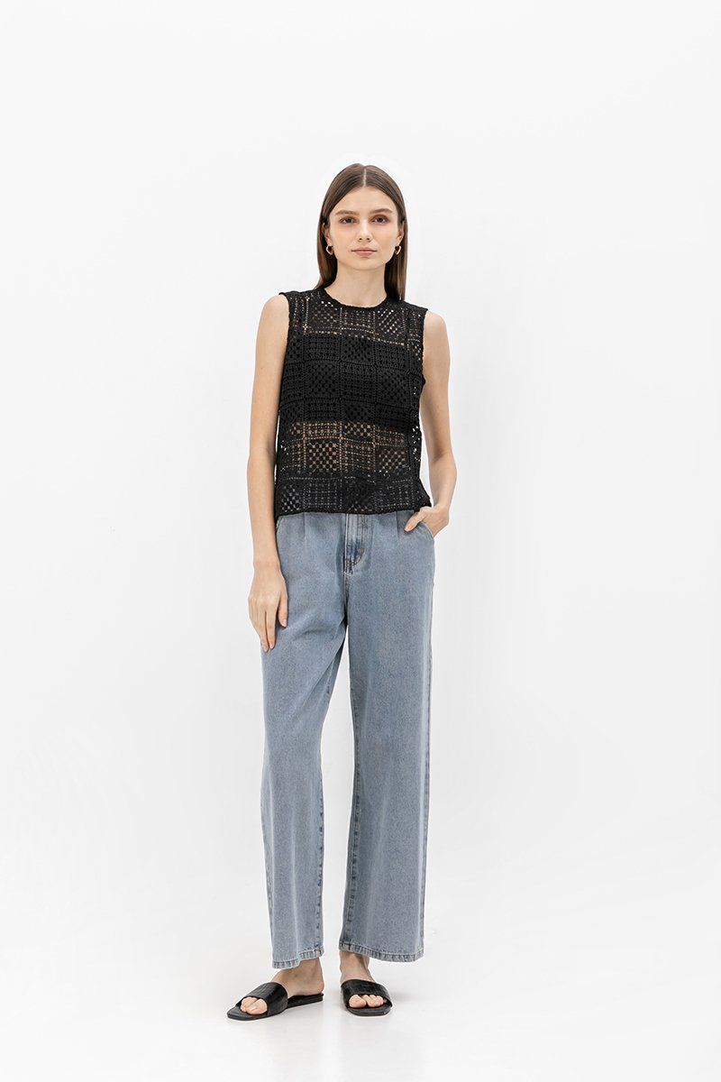 ISLA LACE TOP