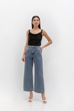 WESLEY PLEATED STRAIGHT LEG DENIM JEANS (REGULAR)