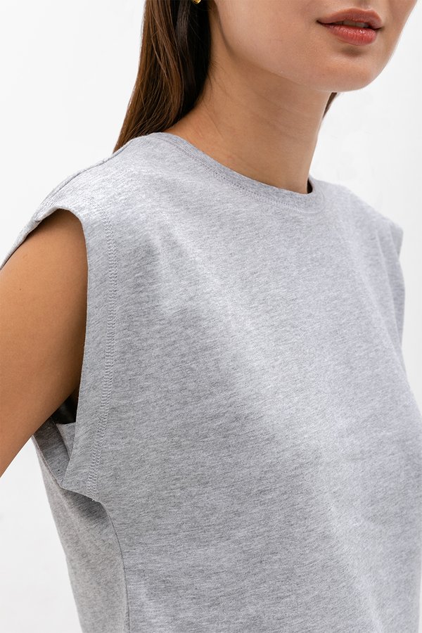 SARA CAP SLEEVE TEE SARA CAP SLEEVE TEE