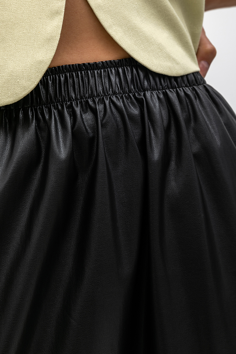 MISSHA FLARE LEATHER SKIRT