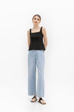 FLORINE SQUARE NECK PANEL TOP