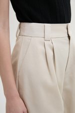 VIVIENNE PLEATED TWILL LONG SHORTS VIVIENNE PLEATED TWILL LONG SHORTS