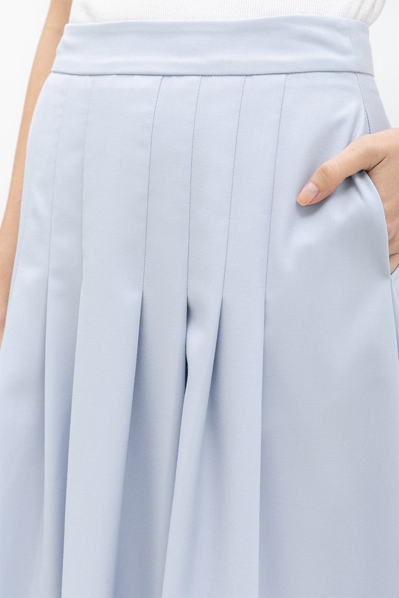 MARIELLE PLEATED FLARE SKIRT