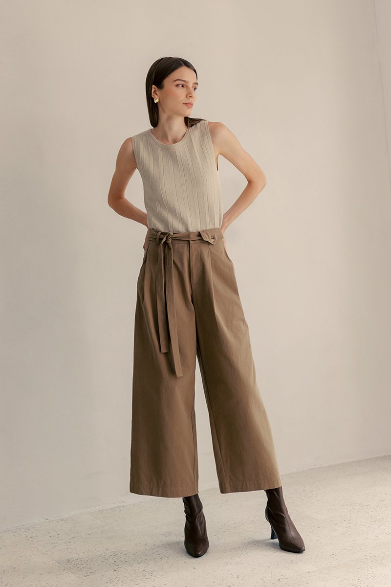 CLAYTON PLEATED BELTED TWILL PANTS