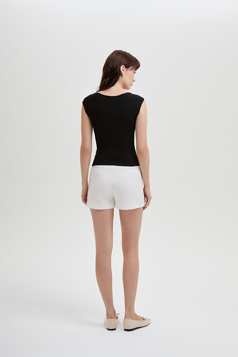 LIORA SWEETHEART RIB KNIT TOP