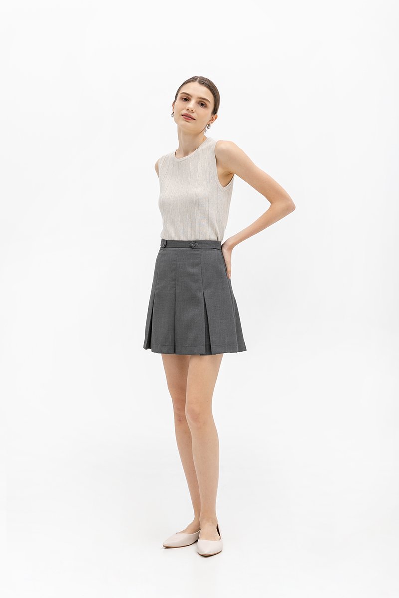 TIANA PLEATED MINI SKORT