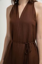 RYLENE LINEN HALTER TRAPEZE DRESS W SASH RYLENE LINEN HALTER TRAPEZE DRESS W SASH