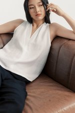 *BACKORDER 2* KYLENE HALTER TRAPEZE LINEN TOP *BACKORDER 2* KYLENE HALTER TRAPEZE LINEN TOP