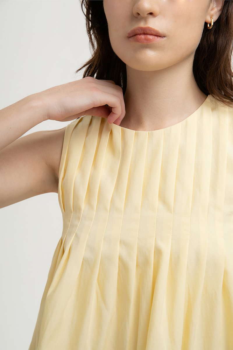 *BACKORDER 4* SHANAE PLEATED TOP