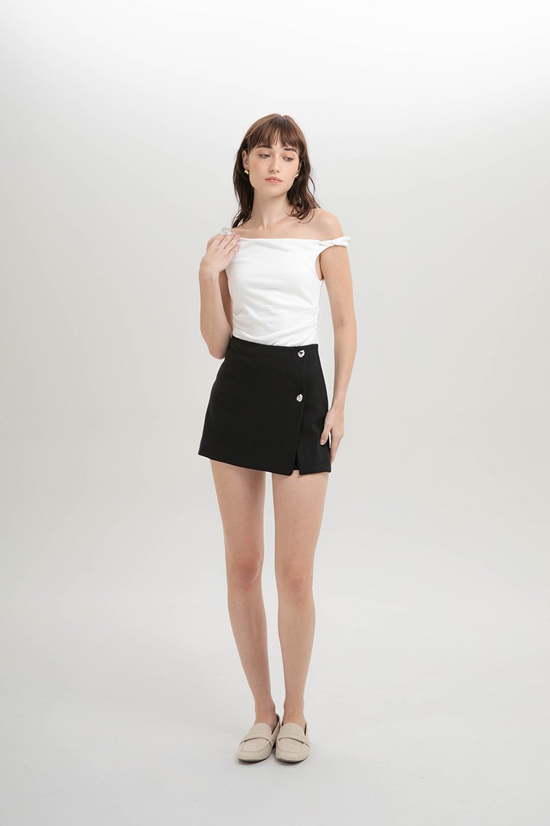 DALE SILVER BUTTON SKORT