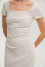 ALANNA SQUARE NECK RUCHED MIDI DRESS