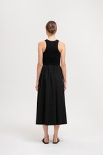 WENDY SCOOP NECK CONTRAST MIDI DRESS