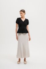 MIKAELA PIN TUCK BUTTONDOWN TOP MIKAELA PIN TUCK BUTTONDOWN TOP